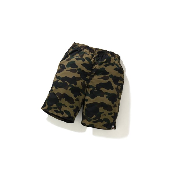 Army Green Men's A BATHING APE 1st Camo Beach Shorts | RIQ175683