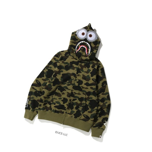 Army Green Men's A BATHING APE X Minions 1st Camo Minions Shark Full Zip Throughs Hoodie | EOX812596