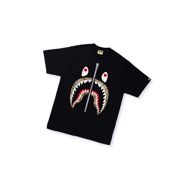 Black Men's A BATHING APE Sand Camo Shark Tee Short Sleeve T Shirts | BAM140526