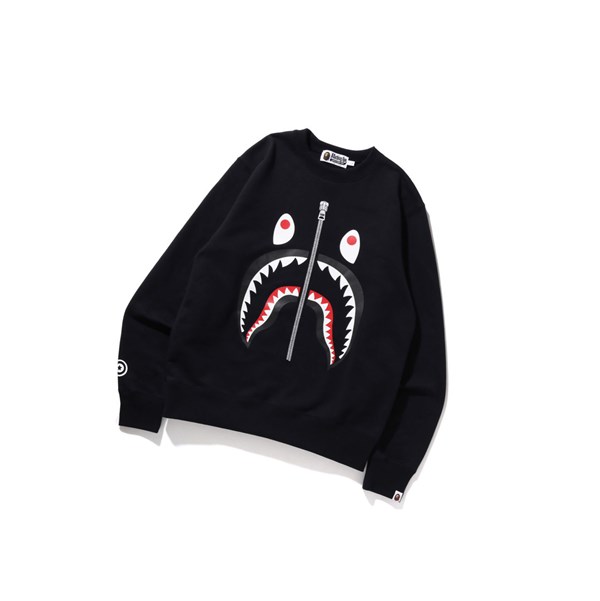 Black Men's A BATHING APE Shark Crewneck Sweatshirts | QUD023497