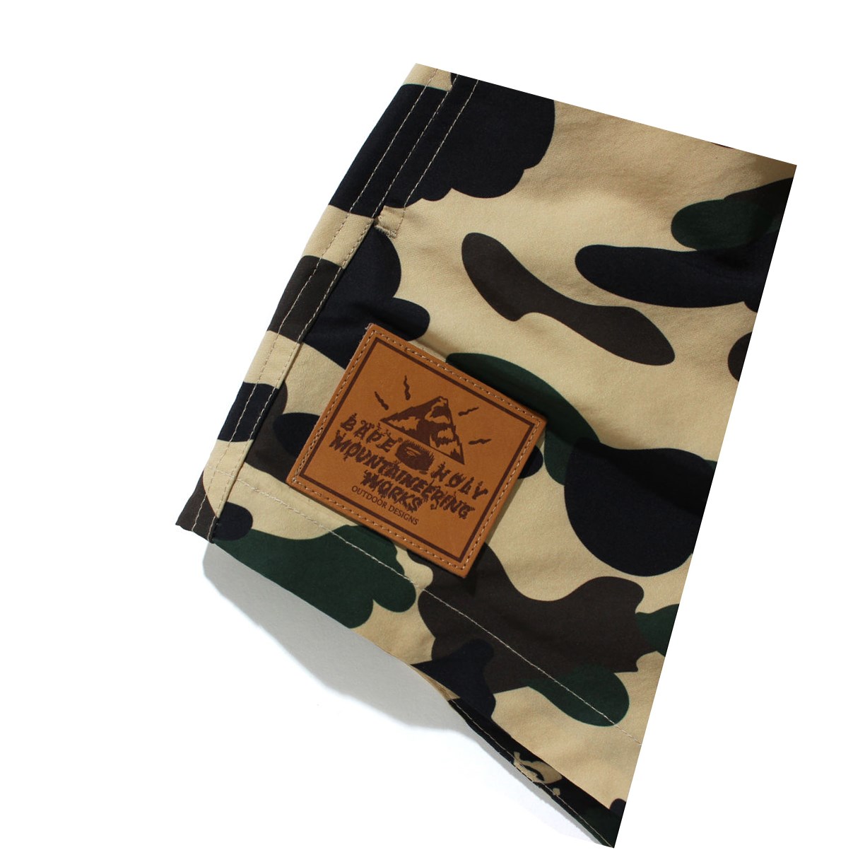 Mellow Yellow Women's A BATHING APE 1st Camo Shorts | ZFS734592